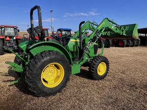 จัดส่งรวดเร็ว ราคาขายส่ง รถแทรกเตอร์ขนาดเล็ก John Deere 5075E ซื้อรถแทรกเตอร์มือสอง John Deere 5075E โดยตรงจากซัพพลายเออร์ คุณภาพพรีเมียม - Product Image 4