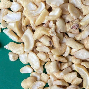 Anacardos crudos de gran oferta baratos, anacardos, anacardos de Dubái, WW180, WW240, WW320, SANTIGO, tamaño de corte personalizado - Product Image 1