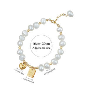 Elegante Brazalete de Cadena Dorada con Dije de Corazón para Mujer, Joyería de Moda para Uso Diario y Ocasiones Especiales, Regalo para el Día de San Valentín - Product Image 4