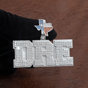 Colgante de Diamantes CZ con Baño de Oro Personalizado para Hombre, Estilo Hip Hop - Product Image 1