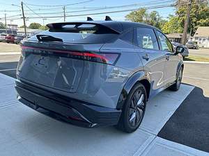 Nissan ARIYA PLATINUM 2024 - e-4ORCE AWD, Vehículo Eléctrico con Tracción en las Cuatro Ruedas, SUV/Crossover Automático - Product Image 5