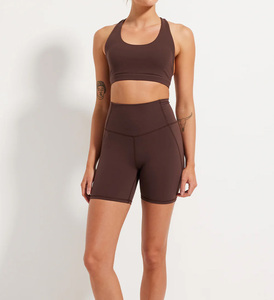Shorts de yoga en gros pour femmes avec poches, taille haute élastique, matière douce et respirante pour les marques de vêtements de sport - Product Image 6