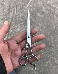 Profesional 5,5 6,0 pulgadas corte de pelo tijeras de peluquero salón barberos herramientas tijeras de pelo - Product Image 1