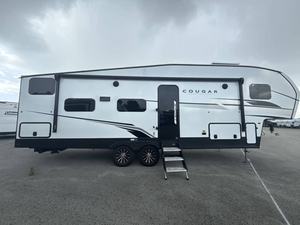 K-e-y-s-t-o-n-e C-o-u-g-a-r Sport 2-7-0-0-B-H d'occasion 2025 à vendre - Product Image 5