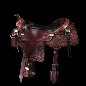 Selle de spectacle en cuir marron avec des conchos argentés et des accents de corde, usinée avec un design basketweave, disponible au prix de gros. - Product Image 5