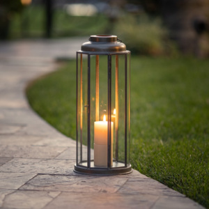 Linternas de portavelas de Metal plateado de diseño de tendencia, linternas de cristal elegantes con borde fino de forma redonda para decoraciones de hogar y jardín - Product Image 6