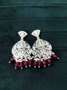 Impresionante diseño tradicional de piedra Kundan con pendiente de joyería de moda chapado en oro para mujer - Product Image 2