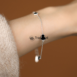 Tradebyd Pulseras de resina coloridas Joyería de declaración moderna para boutiques de moda - Product Image 3