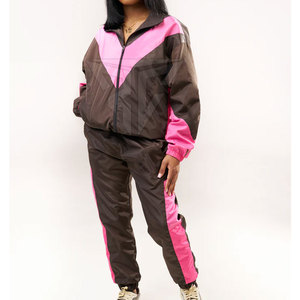 Costume de sport coupe-vent pour femmes Survêtements de sport coupe-vent d'hiver à vendre Survêtement pour femmes au design personnalisé - Product Image 2