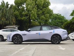 รถยนต์พลังงานใหม่มือสองปี 2025 จำนวน 06 คัน รถยนต์ไฮบริดแบบขยายระยะทางของหัวเว่ยมือสองปี 2025 - Product Image 4