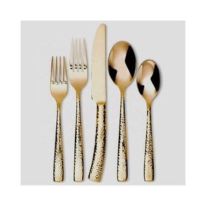 Juego de cubiertos de oro de lujo Juego de cubiertos de acero inoxidable Chapado en oro Mate Juego de cubiertos de estilo occidental decorativo de metal de lujo - Product Image 6