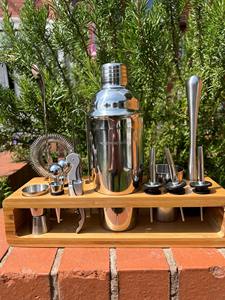 Ensemble de barware de luxe pour la préparation de cocktails, outils en acier inoxydable avec support d'organisation en bois pour bar à domicile et usage en clubs - Product Image 2