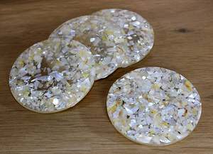 Sous-verres en nacre pour salons de thé et hôtels Ensemble de sous-verres en résine époxy Protection de table incrustée de vadrouille à thé et à café - Product Image 6