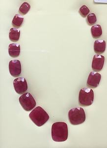 พลอยทับทิมสีชมพู 240.99 กะรัต จากโมซัมบิก รูปทรงคุชชั่น  ผ่านการอบความร้อน สำหรับเครื่องประดับชั้นดี โดย Prismatic Gems - Product Image 6