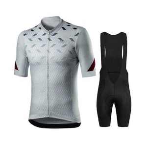 Combinaison de cyclisme de triathlon à manches courtes respirante pour femmes Bibi Shorts Jersey Set avec des caractéristiques de confort Uniforme de cyclisme - Product Image 3