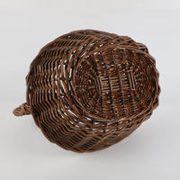 Panier-cadeau artisanal de style naturel en osier, vide, avec poignée et plateau, option de motif pour votre destinataire