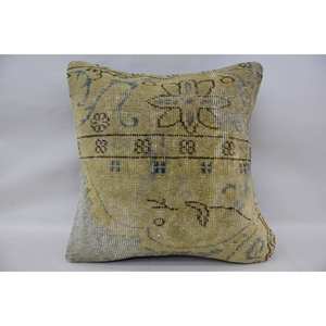 Almohada con acento tejido de lana Floral Vintage de 18x18 pulgadas, diseño estampado, respetuoso con el medio ambiente, antideslizante, extraíble, lavable, relleno de poliéster - Product Image 1