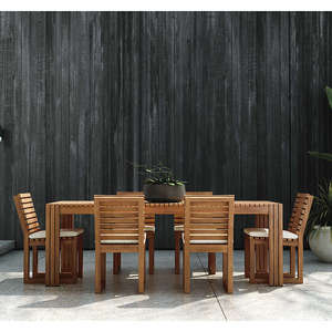 Chaise de salle à manger Belly Simple en teck massif avec coussins imperméables et finition naturelle pour une utilisation en intérieur et en extérieur. - Product Image 2