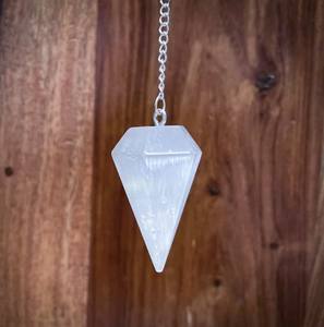 Pendule en cristal de sélénite naturelle à facettes en forme de cône Offre Spéciale sculpté améthyste pierre précieuse d'amour semi-précieuse pour la méditation Feng - Product Image 2