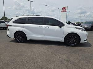 OFFRE EXCEPTIONNELLE 2024 SlENNA XSE SUV 7 PLACES AVEC TRANSMISSION AUTOMATIQUE CVT - Product Image 2
