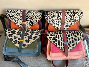 Nouveau Style cuir recyclé couleur trapu sac à bandoulière haute qualité imprimé Animal fourrure cuir sac à main multicolore femmes sac à bandoulière - Product Image 3
