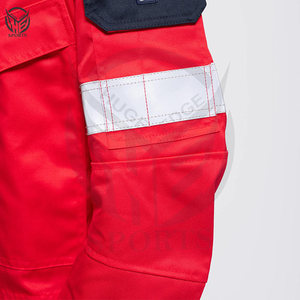 Vêtements de protection contre les produits chimiques imperméables de sécurité industrielle Type 4/5/6 Combinaison microporeuse orange Combinaisons jetables pour hommes - Product Image 4