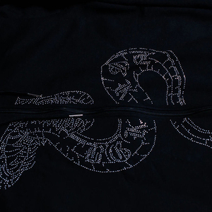 ชุดเสื้อมีฮู้ดผ้าฟลีซฟอกสีกรดมีซิปพิมพ์ลายดิจิทัลสำหรับฤดูหนาวพร้อมโลโก้ตามสั่งและพลอยเทียมสำหรับผู้ชาย - Product Image 4