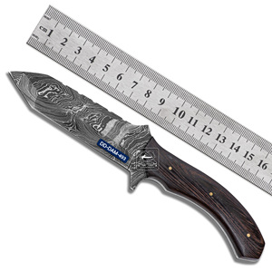 Couteau de chasse personnalisé fait main avec lame en acier Damas DD-DAM-492 et manche en bois de wengé de haute qualité gaine en cuir gaufré - Product Image 2