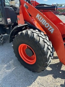 Chargeur sur pneus Kubota R630 2019-Chargeur compact de 5 tonnes avec moteur diesel Kubota de 61.1 CV-Équipement de construction d'occasion durable - Product Image 6