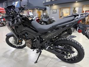 ประมูล-เสนอขาย รถมอเตอร์ไซค์ Africa Twin รุ่นใหม่ ปี 2026 กำลังไฟ 1001-2000 วัตต์ ความเร็วสูงสุดเกิน 80 กม./ชม. - Product Image 4