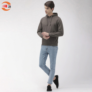 Sweats à capuche et sweat-shirts d'hiver pour hommes en gros OEM Techniques imprimées et teintes unies avec logo personnalisé en vente! - Product Image 4