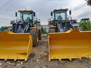 Cargadora de Ruedas LW500KV de Segunda Mano de Alta Calidad con Capacidad de Carga de 5 Toneladas para Trabajos de Minería con Motor Principal y Componentes de Bomba - Product Image 4