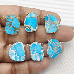 Venta al por mayor DIY encantos de piedras preciosas para la fabricación de joyas Mohave turquesa forma de lujo colgante doble fianza cobre galvanizado Cristiano - Product Image 4