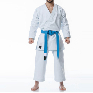 Venta de traje de karate de entrenamiento Gi de alta calidad Color deslizante Impresión de logotipo personalizado Teñido liso Aceptamos uniforme de Karate OEM - Product Image 6