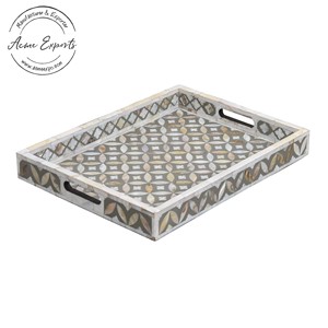 Plateau en bois artisanal avec motif chevron bleu Design élégant pour servir des collations au petit-déjeuner ou un décor de table à la maison - Product Image 2
