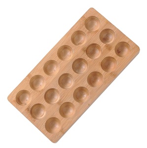 Ustensiles de cuisine porte-oeufs en bois de couleur naturelle réfrigérateur oeufs trous comptoir plateau de stockage d'oeufs en bois personnalisé - Product Image 5