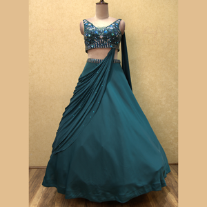 Diseñador T Blue Crepe Drape Lehenga con Beats bordados a mano que detallan ajuste impecable para ropa India pakistaní al por mayor - Product Image 1