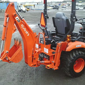 Tracteur à roues Kubota BX23s 55 CV pour les exploitations agricoles avec composants essentiels, notamment moteur, pompe et boîte de vitesses - Product Image 1