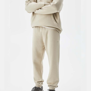 Conjunto de ropa de calle de invierno personalizada para hombre, pantalones transpirables de algodón 100% sólidos con hombros caídos, pantalones de chándal estampados con capucha de gran tamaño - Product Image 2