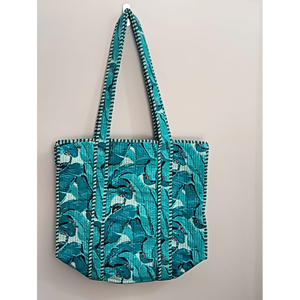 Sac fourre-tout matelassé en coton imprimé à la main pour femmes sac à bandoulière bohème sacs fourre-tout matelassés à point Kantha - Product Image 2