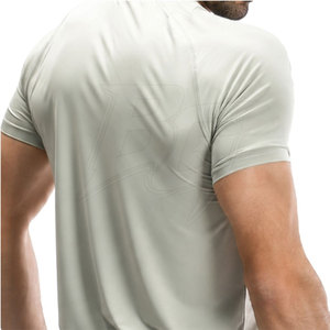 เสื้อยืดกีฬาขายส่ง ระบายอากาศ แห้งเร็ว ยืดหยุ่น กระชับรูปร่าง น้ำหนัก 260 กรัม ป้องกันกลิ่น เหมาะสำหรับออกกำลังกาย วิ่ง เทรนนิ่ง - Product Image 6
