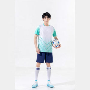 Uniformes de Fútbol al por Mayor para Clubes, Ligeros, Transpirables, con Impresión Digital Personalizada, Conjunto de Camiseta de Fútbol con Mangas Cortas - Product Image 4