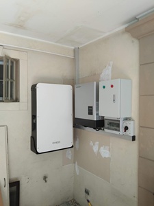 Batería homologada por Cec Dyness Powerbox Pro 10kwh batería de litio IP65 Protect Wall Mounted con Solis S6 Hybrid inverter para el hogar - Product Image 3