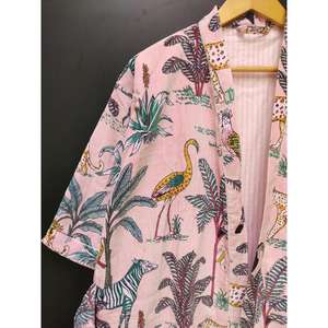 Al por mayor, batas de baño de terciopelo de alta calidad para mujer, con cuello en V, cierre de botones, textura acogedora, logotipo frontal, estilo de lujo, hasta la rodilla, transpirables - Product Image 3