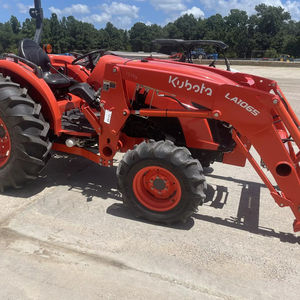 Tractor MX6000HST 2021: Alta Potencia, Estructura Compacta, Comodidad Premium - Product Image 1