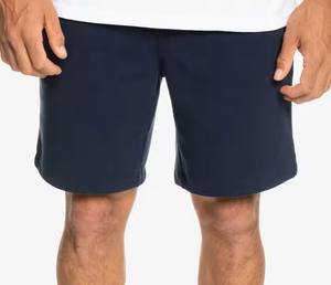 Pantalones cortos de entrenamiento para hombres de alta calidad, secado rápido y transpirables, tallas personalizables, patrón sólido, venta al por mayor de Pakistán - Product Image 4