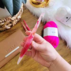 Agujas de ganchillo de madera y resina de estilo bohemio, agujas de coser a mano para proyectos únicos de ganchillo - Product Image 2