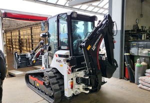 Chargeuse compacte sur chenilles HIDROMEK 62T - Product Image 4