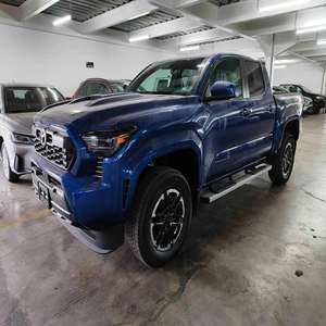 Mejor precio Automático Toyota Tacoma Fresco y limpio Usado Venta caliente Sin historial de accidentes Mejor precio En stock al por mayor - Product Image 5