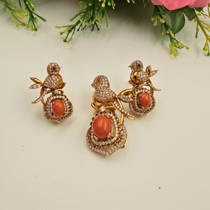 Vintage Coral Pendant & <b>Stud</b> <b>Earrings</b> <b>Set</b> Featuring Animal-shaped Design - Product Image 4